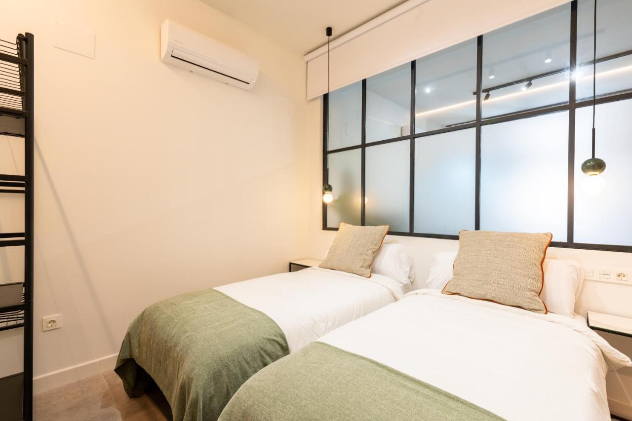 Cv Brand New 2br Triana By Covadon Street Seville