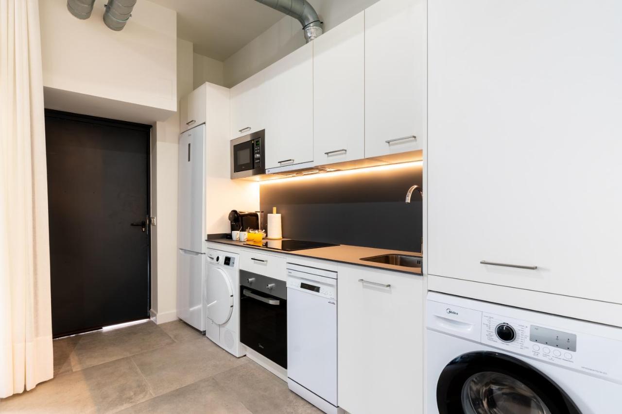 Cv Brand New 2br Triana By Covadon Street Seville