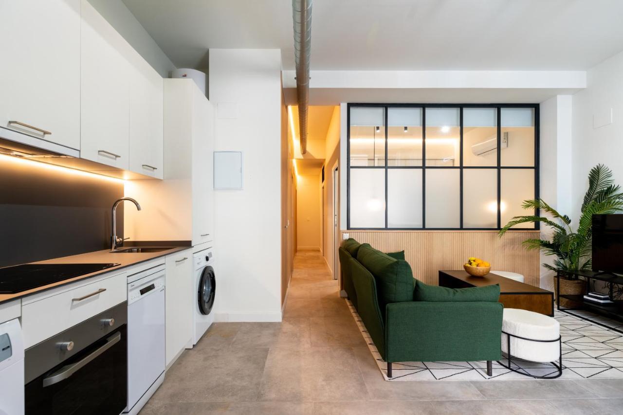 Cv Brand New 2br Triana By Covadon Street * Seville